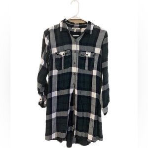 Charlotte Russe Plaid Shirt Dark Green and White